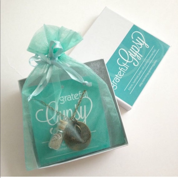 Shell in your Pocket Necklace Bottled Shell & Sand - Picture 5 of 5